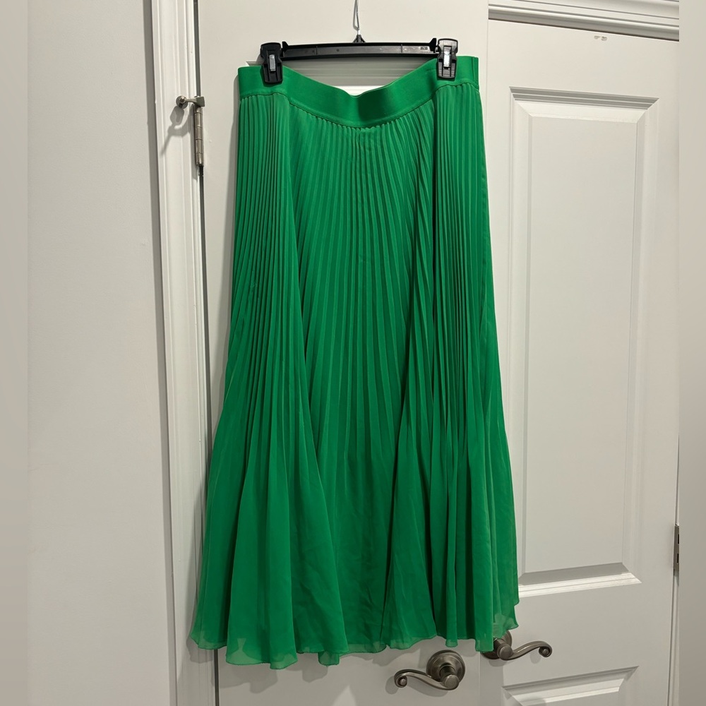 Aritzia Wilfred Twirl Skirt